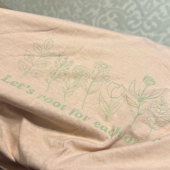 LAVIVA SPORTS LET’S ROOT FOR EACH OTHER WOMEN PINK T-SHIRT SIZE M - Picture 4 of 7